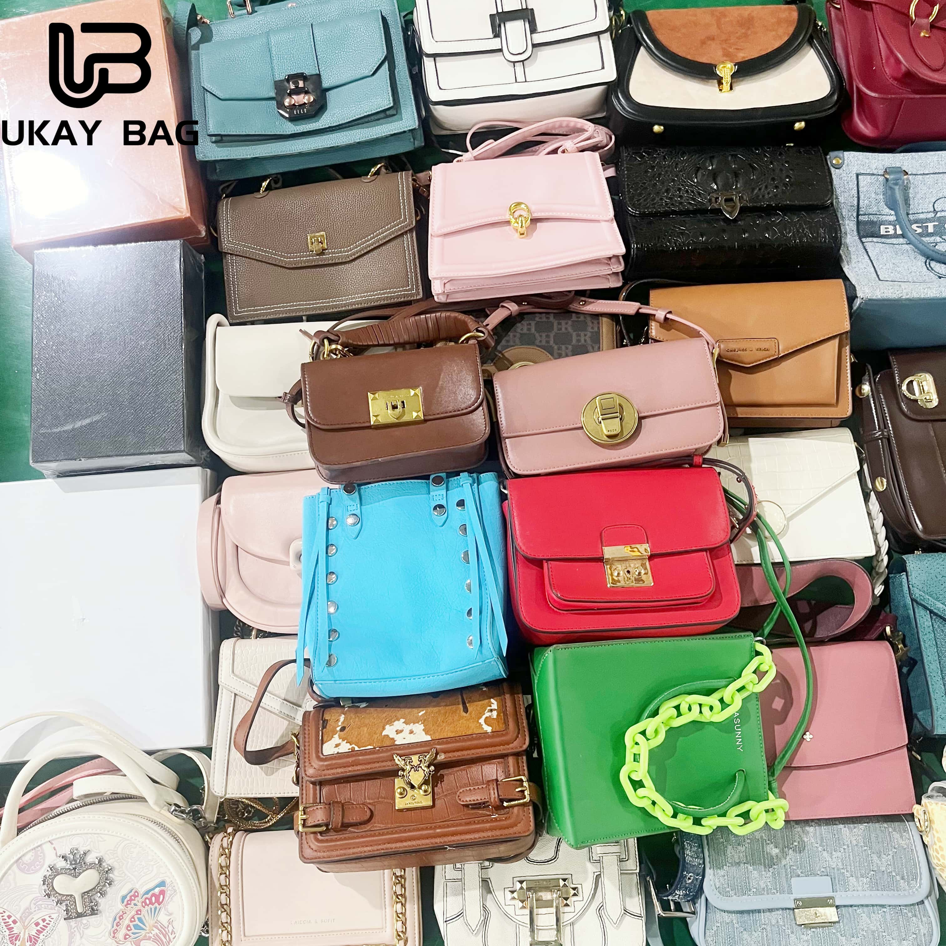 A05 Designer Genuine Leather Handbags for Women Used Wholesale Mixed Second Hand Branded Bags