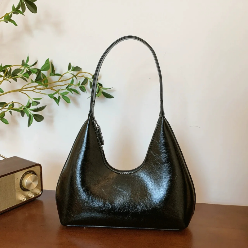 Wholesale Elegant Women's Hand Bag Genuine Leather Hobo with Reinforced Stitching Custom Service Ready