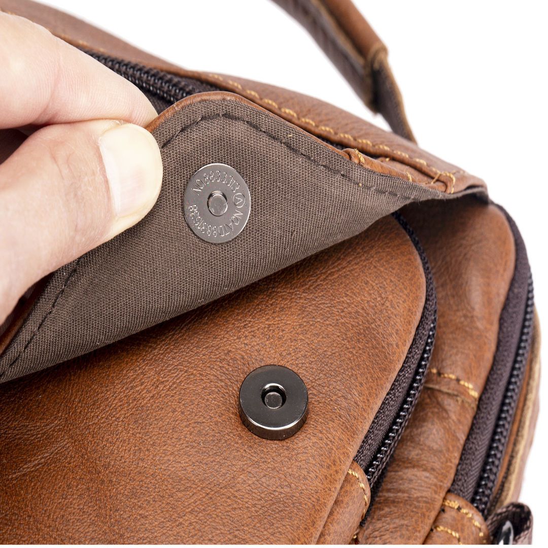 Wholesale First Layer Cowhide Retro Trend Shoulder Bag Men's Large Capacity Hand Genuine Leather Crossbody Bag