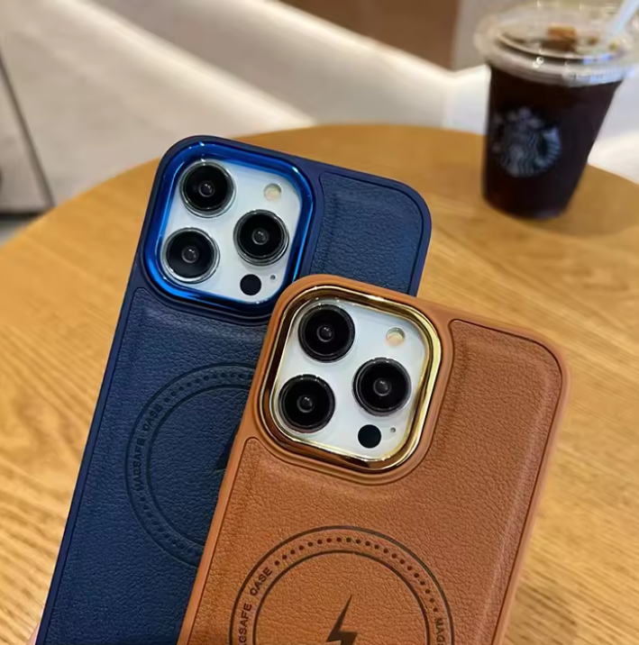 Wholesale Leather Phone Sleeve Mobile Phone Case in Convenient Holster Design