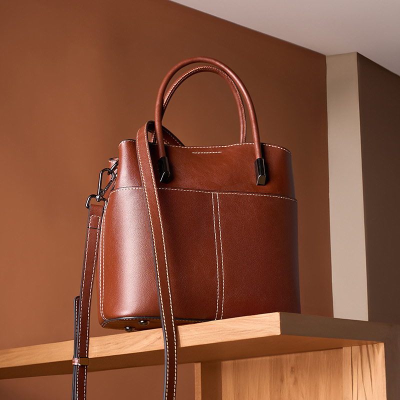 2026 New Fashion Trend Elegant New Fashion Women's Genuine Leather Handbag Ladies Wholesale Large Wallet Shoulder Crossbody Bag