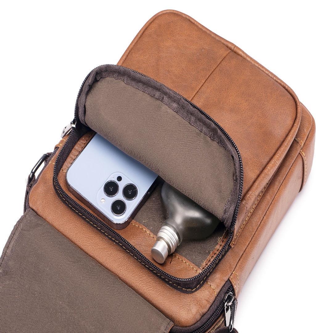 wholesale First Layer Cowhide Retro Trend Shoulder Bag Men's Large Capacity Hand Genuine Leather Crossbody Bag