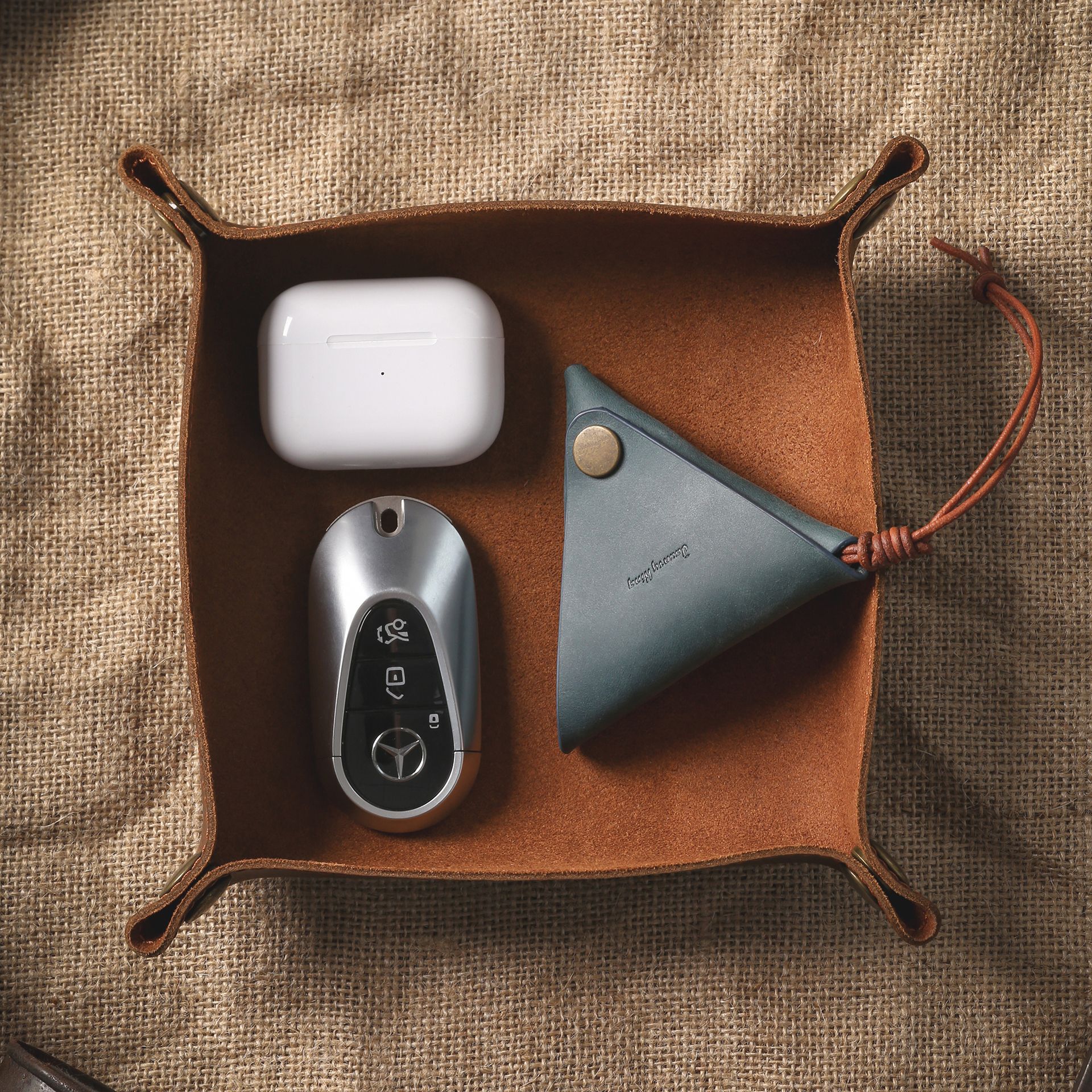 Foldable Change Car Key Storage Laserable Leatherette Walnut Tanned Leather Gray Valet Tray for Car Key Case