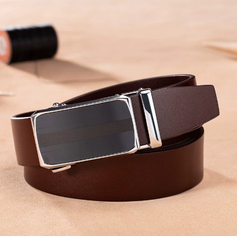 Premium Full Grain Cowhide Leather Ratchet Belt for Men Solid Brass Auto-Lock Custom Fashionable Western for Business/Casual