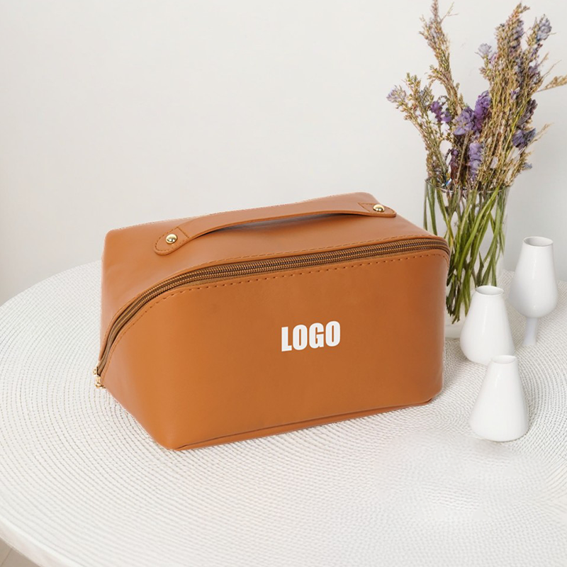 Wholesales Factory Travel Cosmetic Bags PU Leather Portable Makeup Bag Toiletry Pouch Skincare Bag with Custom Logo